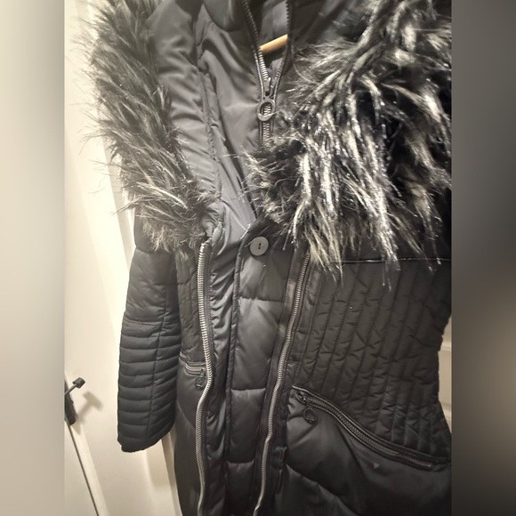 Noize. Gigi Vegan Faux Fur Trim Quilted Parka. Black. Size XS. - Picture 12 of 14